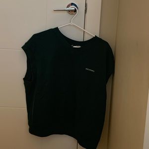 Cute green minimal vest that is slightly thick